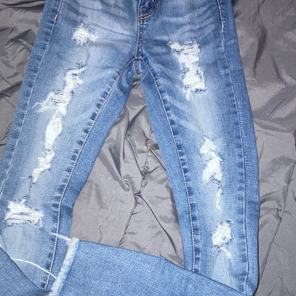 Aeropostale Super High Rise Ripped Ankle Jeggings